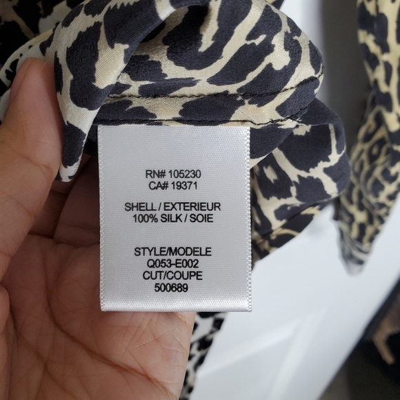 Equipment Black Cheetah Leopard Print Silk Button Down Blouse Shirt - Picture 8 of 8